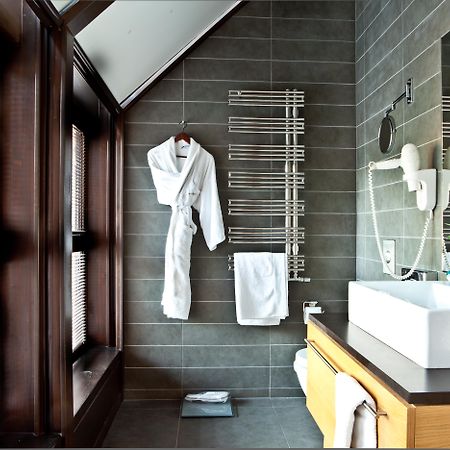 Great Polonia The Granary La Suite Hotel Wroclaw Luaran gambar A bathroom
