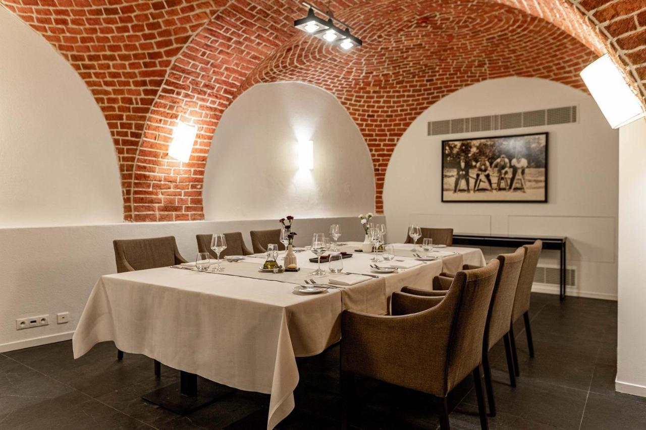 Great Polonia The Granary La Suite Hotel Wroclaw Luaran gambar Restaurant AOC