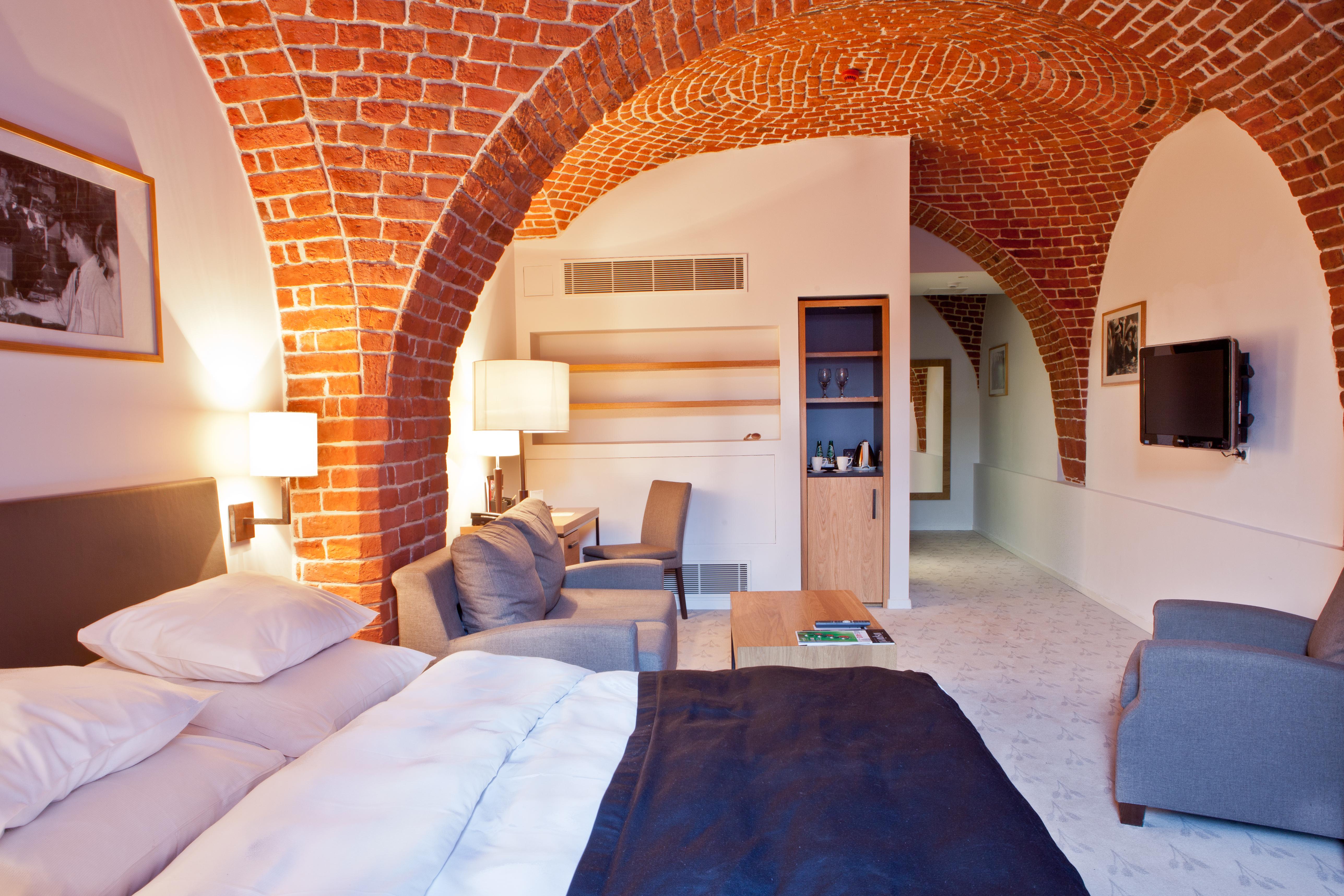 Great Polonia The Granary La Suite Hotel Wroclaw Luaran gambar A room at the hotel