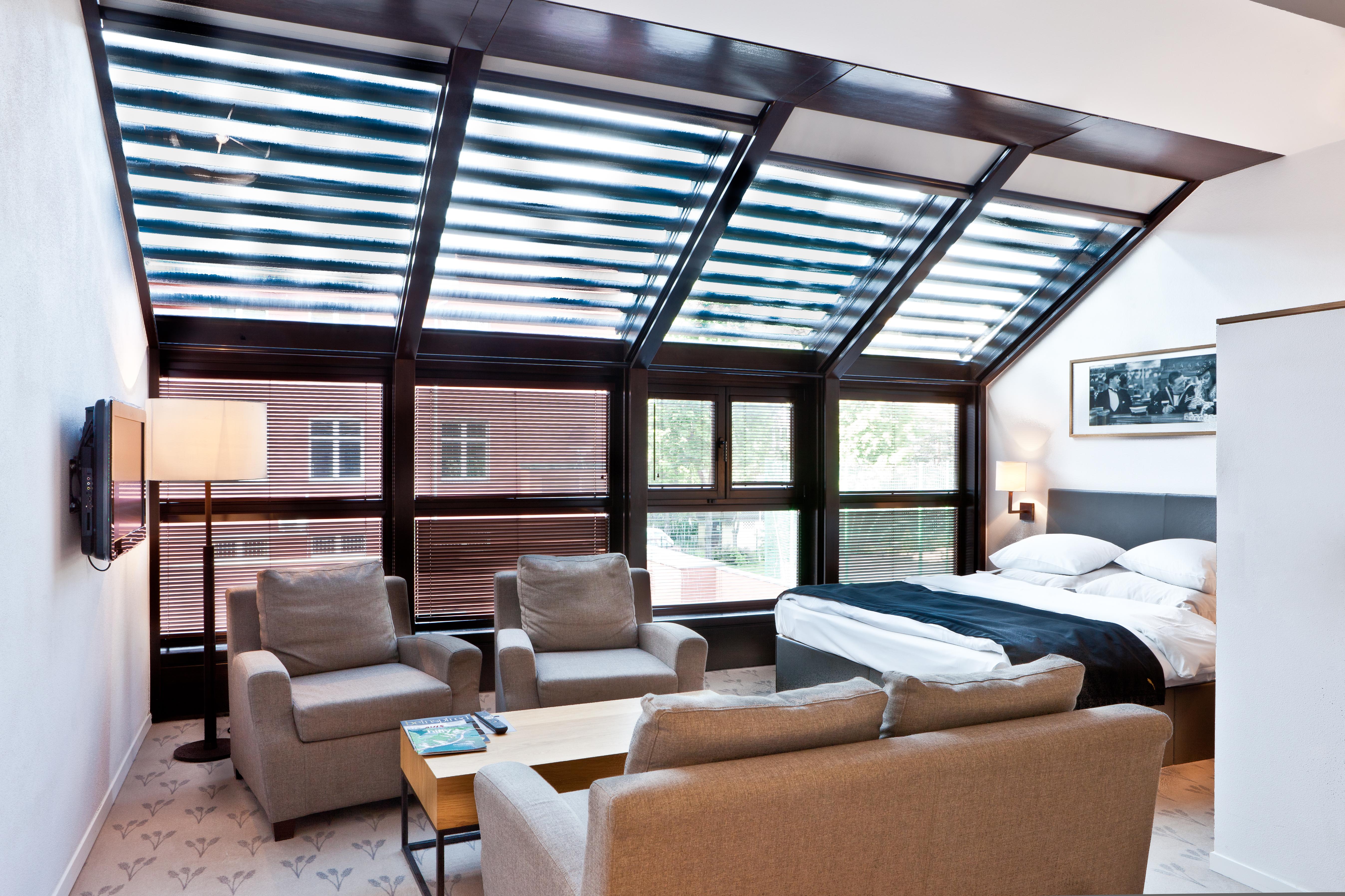 Great Polonia The Granary La Suite Hotel Wroclaw Luaran gambar A suite at the Hotel