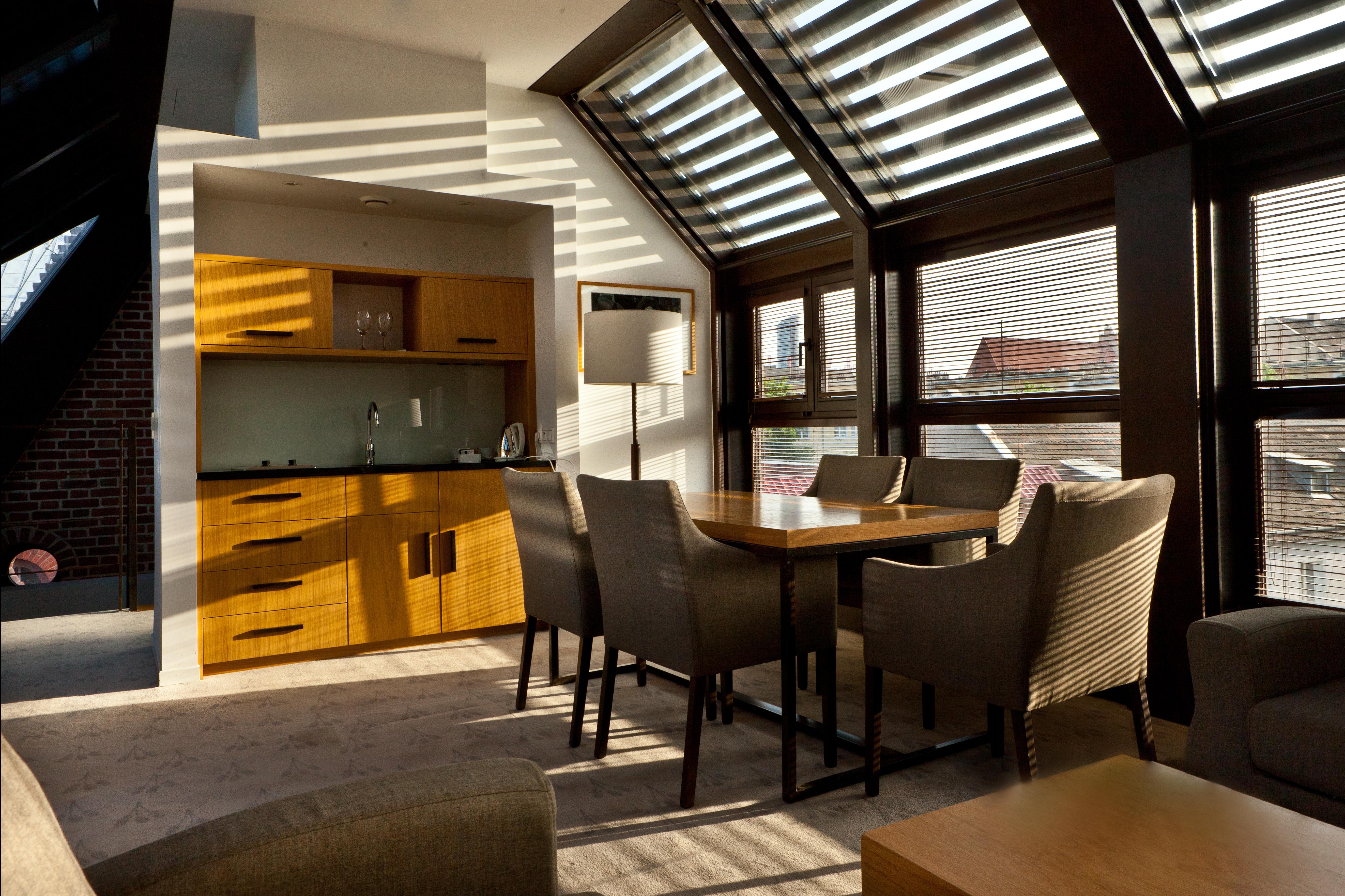 Great Polonia The Granary La Suite Hotel Wroclaw Luaran gambar A typical suite at the hotel