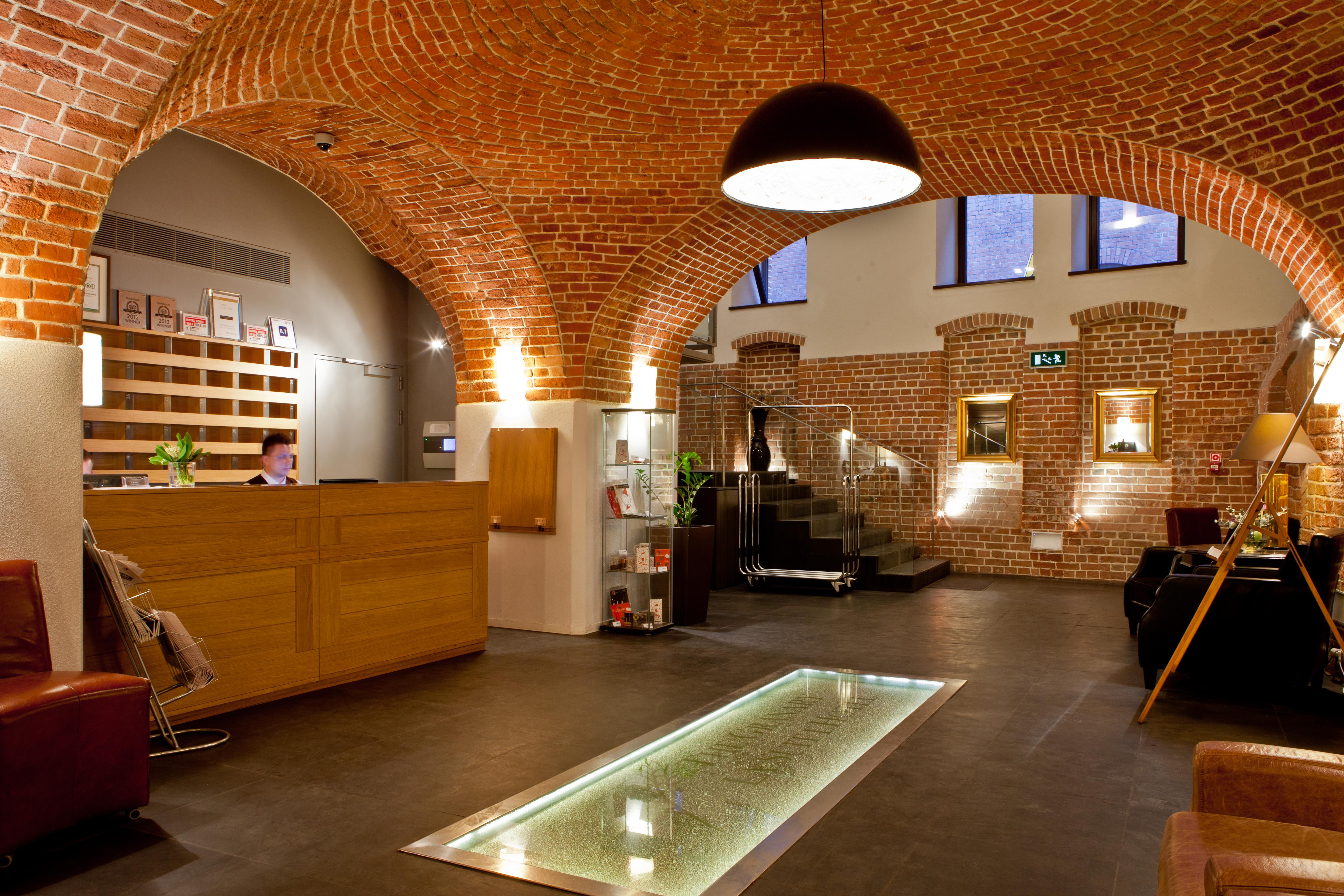 Great Polonia The Granary La Suite Hotel Wroclaw Luaran gambar The interior of the hotel
